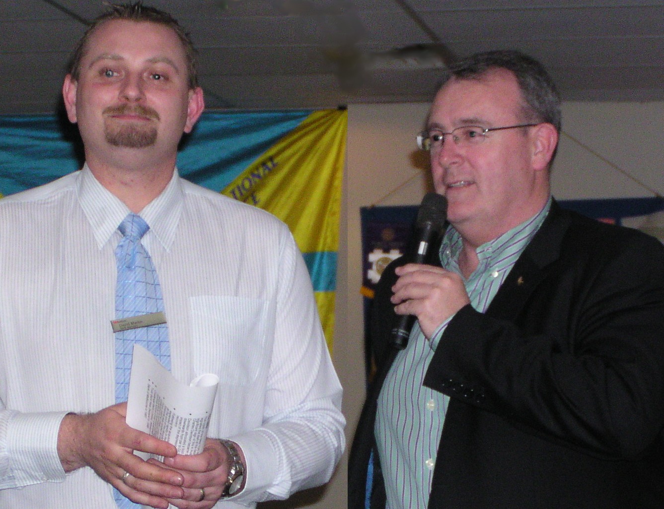 Guest Speaker David Martin is thanked by Rotary's David Martin
